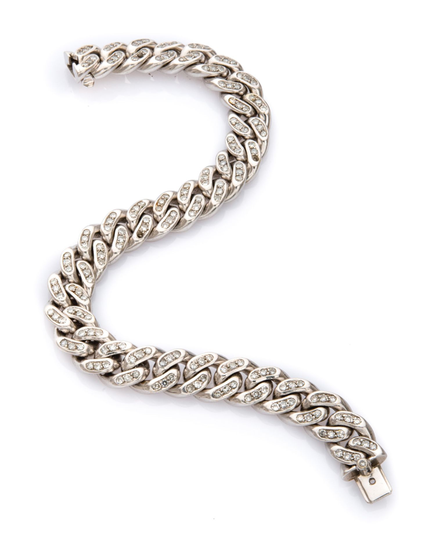 BEAUTIFUL BRACELET in white gold 18 kts., chain motif with inset wit wit cut diamond and concealed