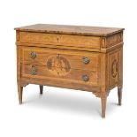 COMMODE IN CHERRY TREE, MAGGIOLINI STYLE, 19TH CENTURY with inlays and threads in rosewood and fruit