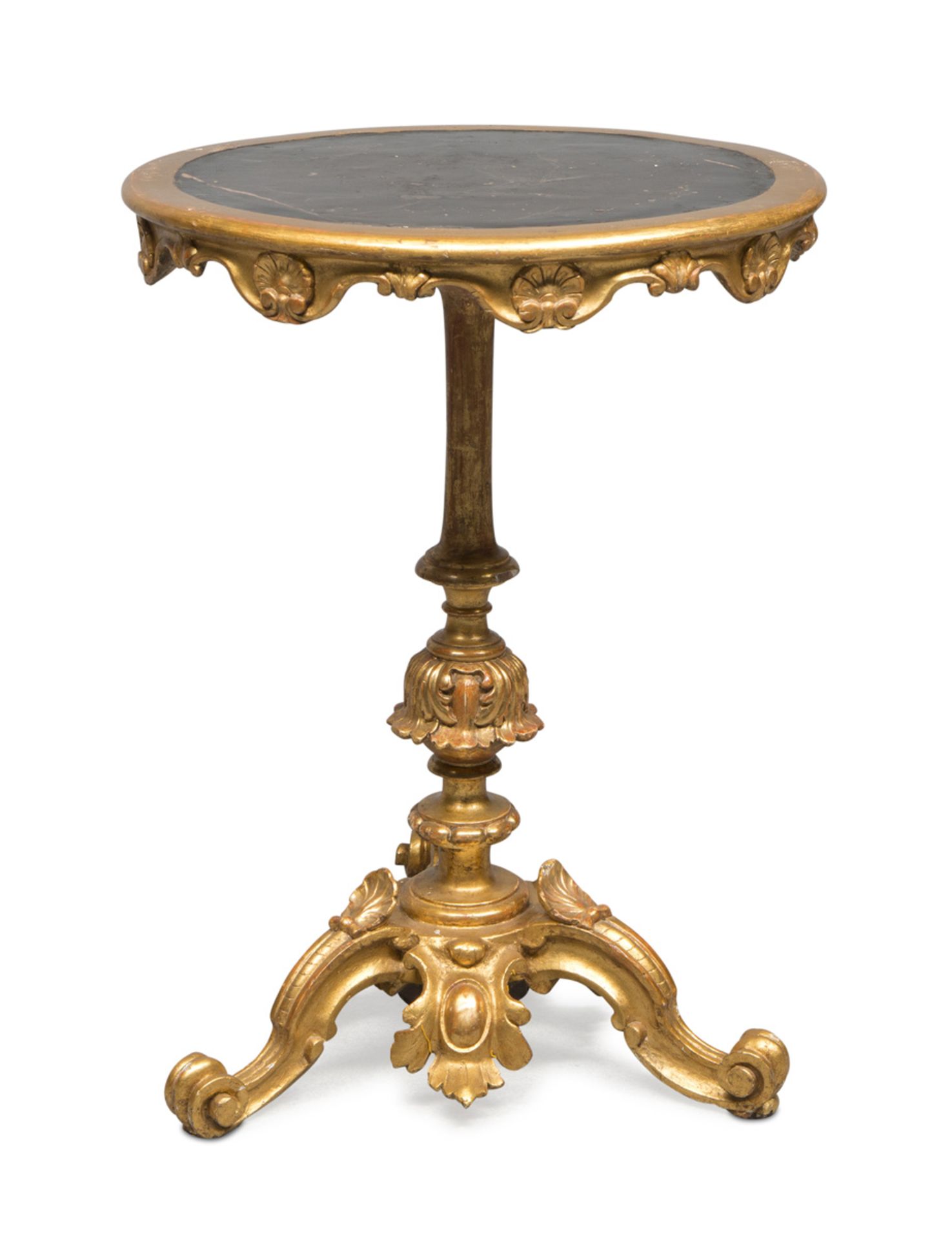 SMALL TABLE IN GILTWOOD, 19TH CENTURY carved to motifs of leaves, scrolls and pods. Crenellated