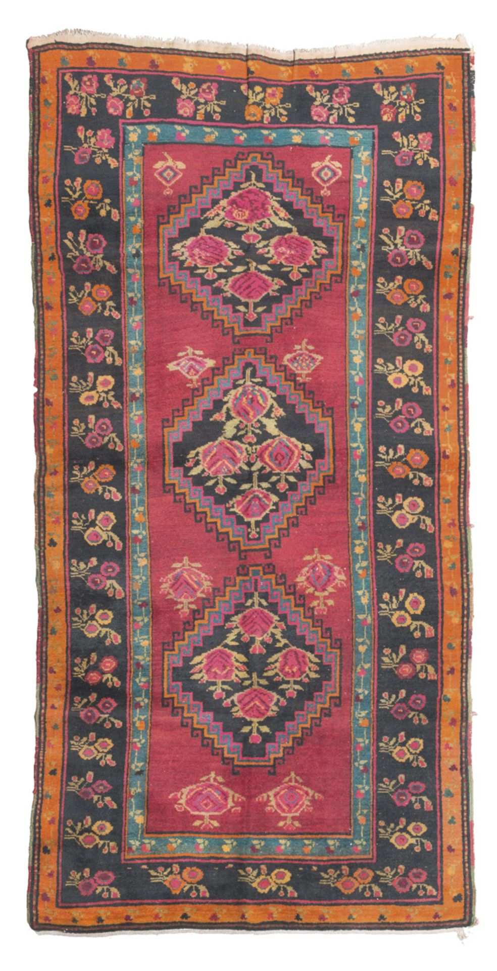 CAUCASIAN CARPET OF WESTERN INSPIRATION EARLY 20TH CENTURY