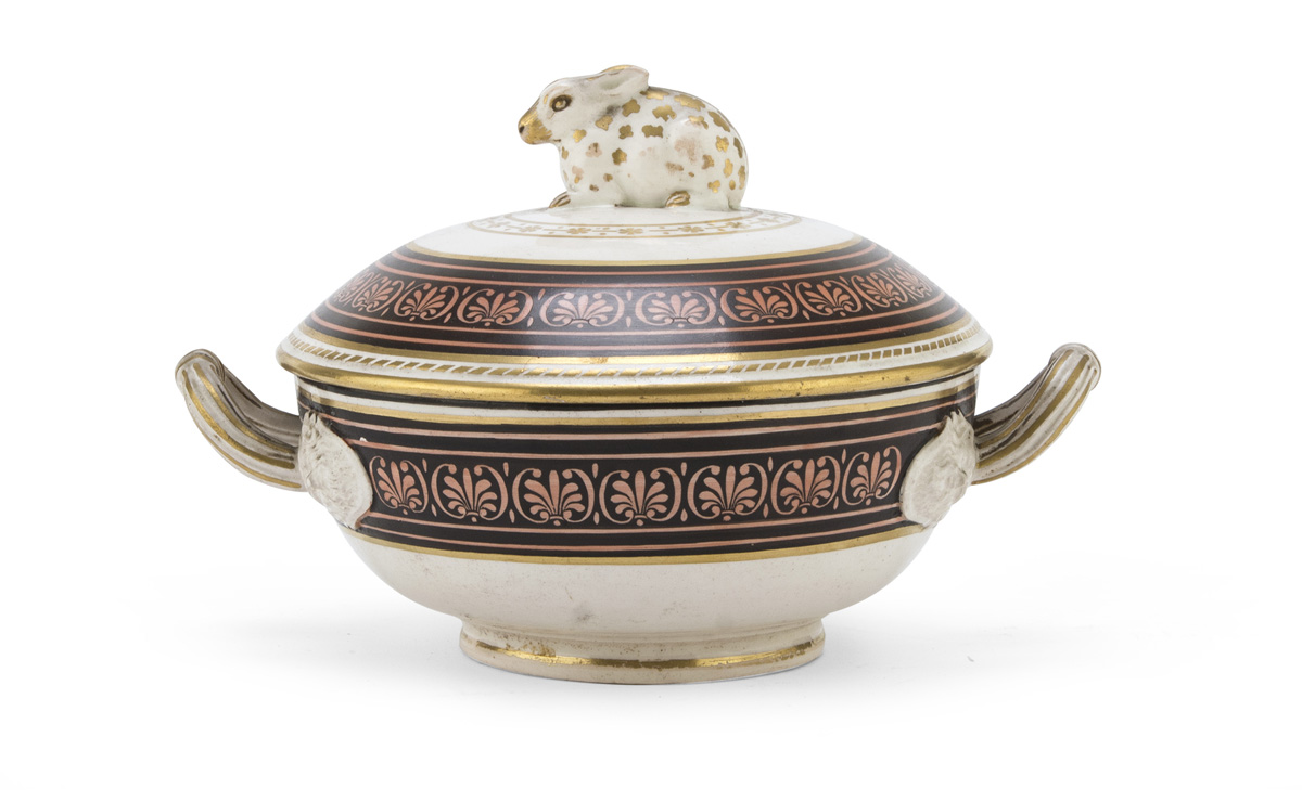 SMALL EARTHENWARE TUREEN WITH DISH PROBABLY GIUSTINIANI 19TH CENTURY