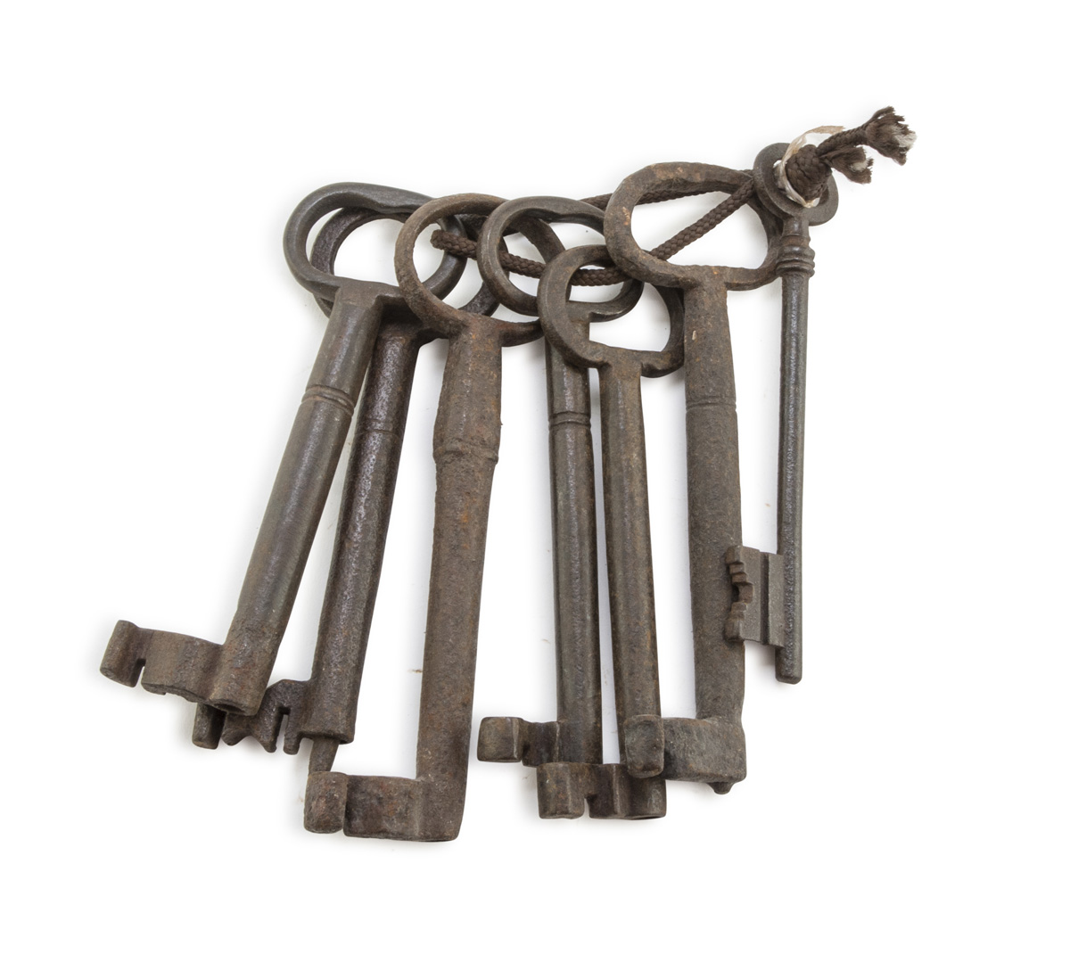 SEVEN KEYS IN IRON 16TH-18TH CENTURY