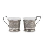PAIR OF CUPS IN SILVER-PLATED METAL AND PORCELAIN EARLY 20TH CENTURY