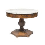 ROUND TABLE IN WALNUT CENTRAL ITALY EARLY 19TH CENTURY