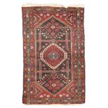 PERSIAN YALAMEH CARPET EARLY 20TH CENTURY