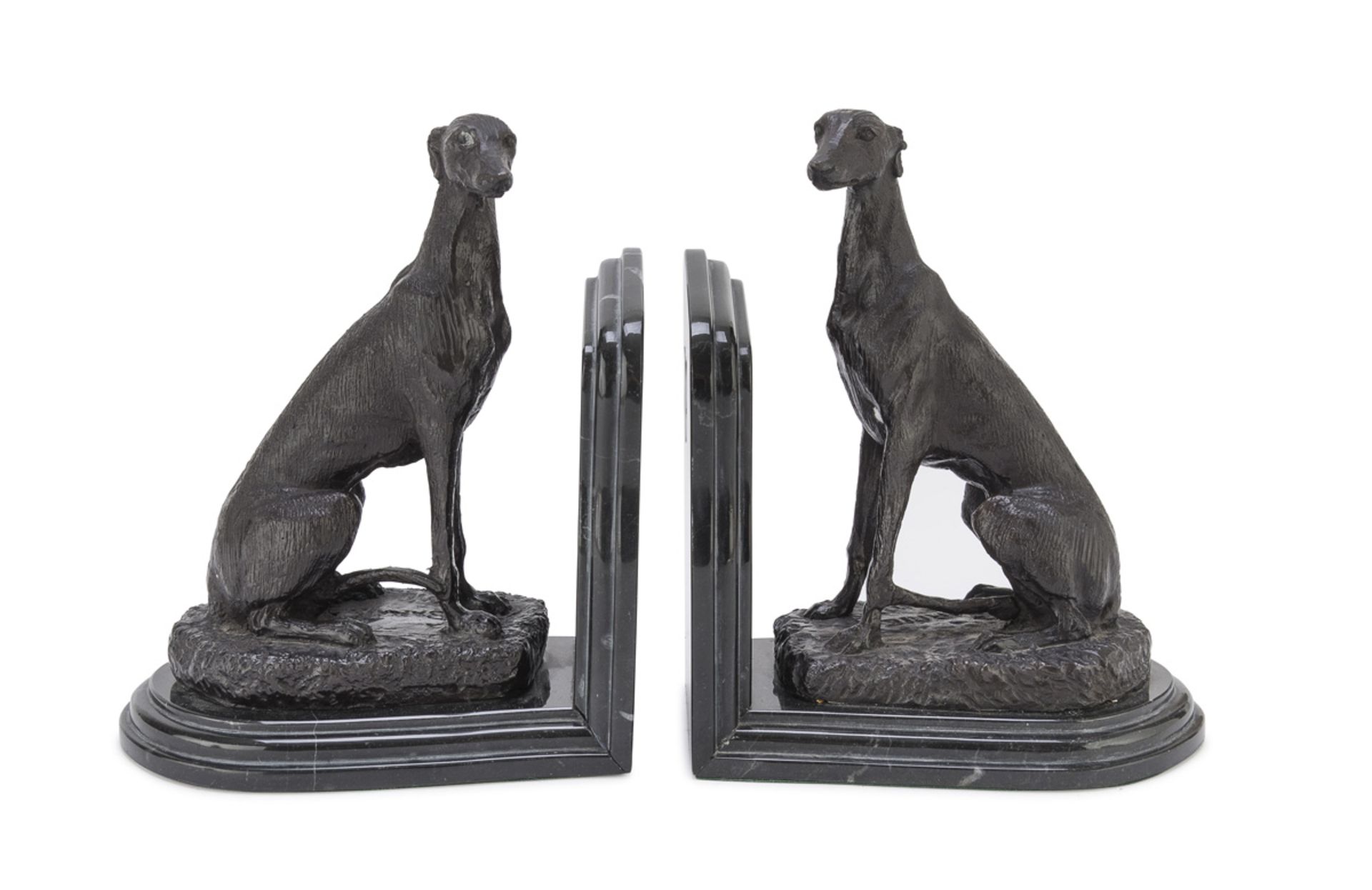 A PAIR OF BOOKENDs IN BRONZE EARLY 20TH CENTURY