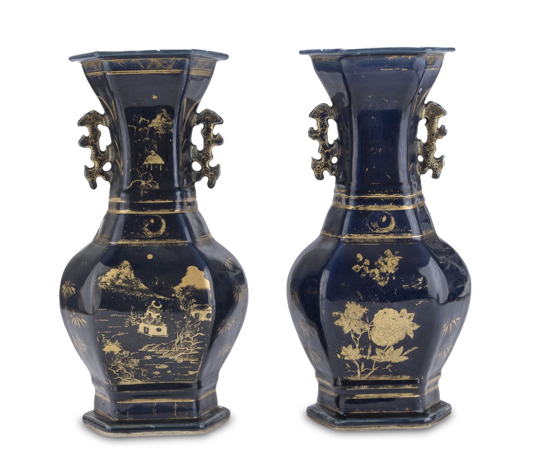 A PAIR OF BLUE AND GOLD PORCELAIN VASES CHINA LATE 17TH EARLY 18TH CENTURY