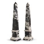 BEAUTIFUL PAIR OF OBELISKS IN WHITE AND BLACK ACQUITANIA MARBLE 19TH CENTURY