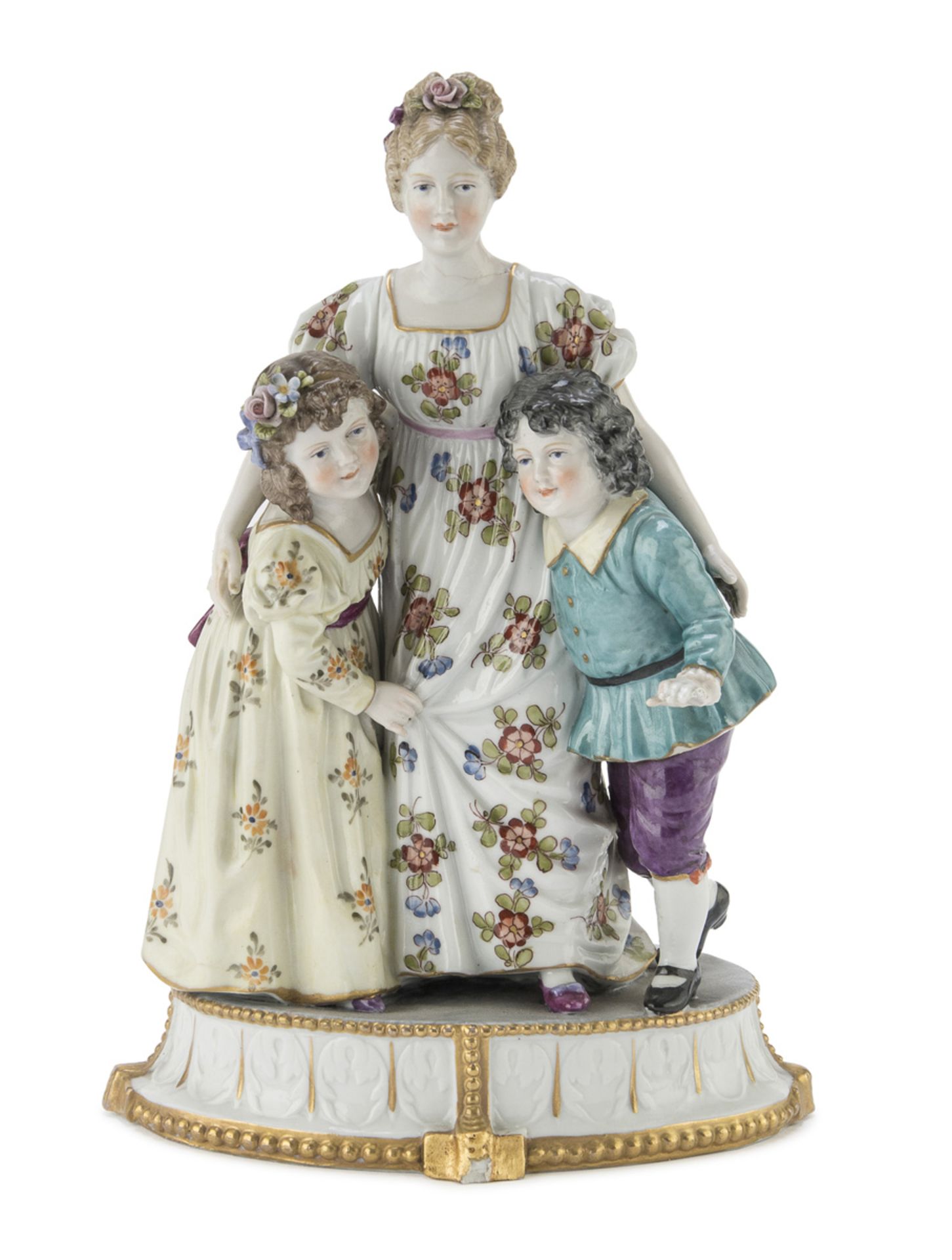 PORCELAIN GROUP EARLY 20TH CENTURY