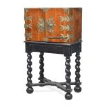 SMALL CABINET IN EBONY AND BRIAR OF TUJA LATE HOLLAND 18TH CENTURY
