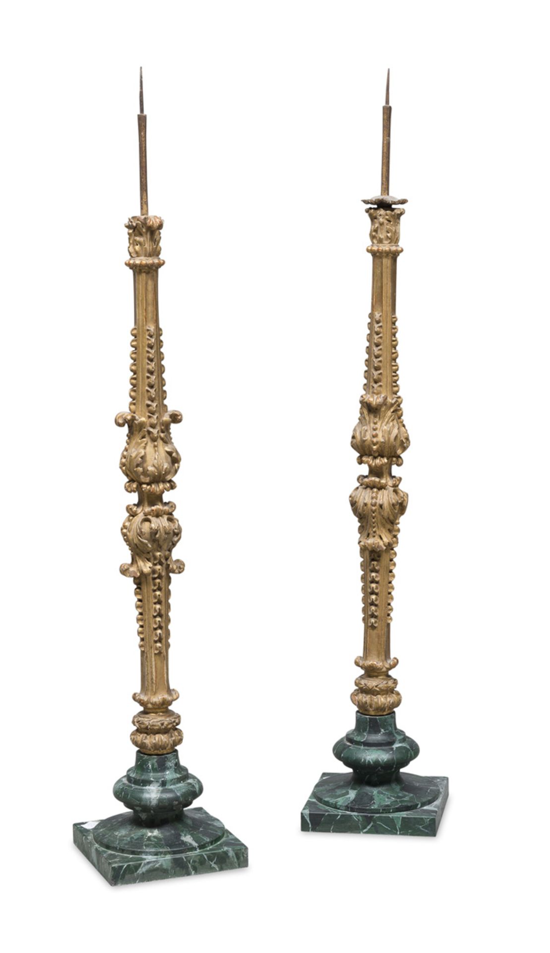 A PAIR OF GILTWOOD CANDLESTICKS - LATE 18TH CENTURY