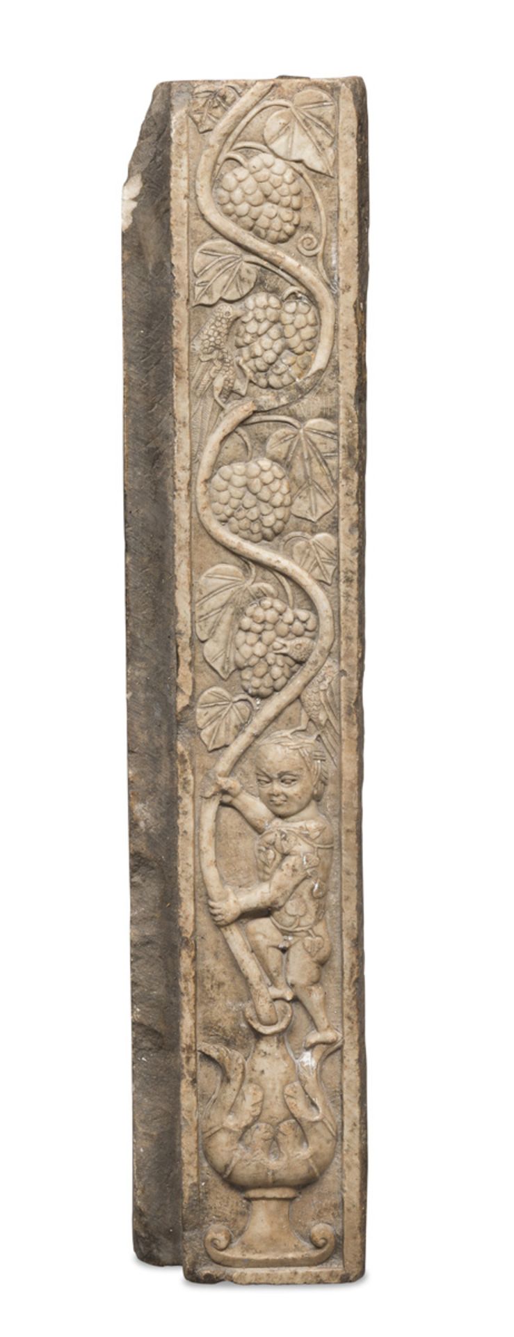 RARE ARCHITECTURAL ELEMENT IN WHITE MARBLE - CENTRAL ITALY 10TH-11TH CENTURY