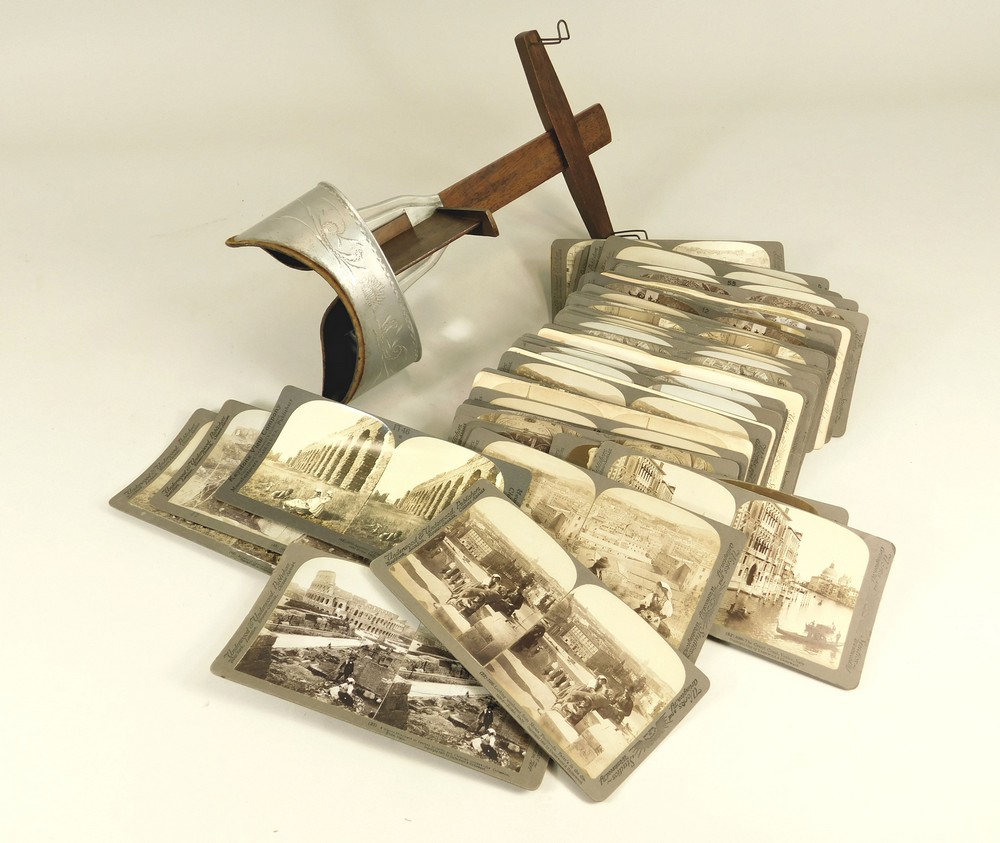 STEREOSCOPIC CARDS & VIEWER.