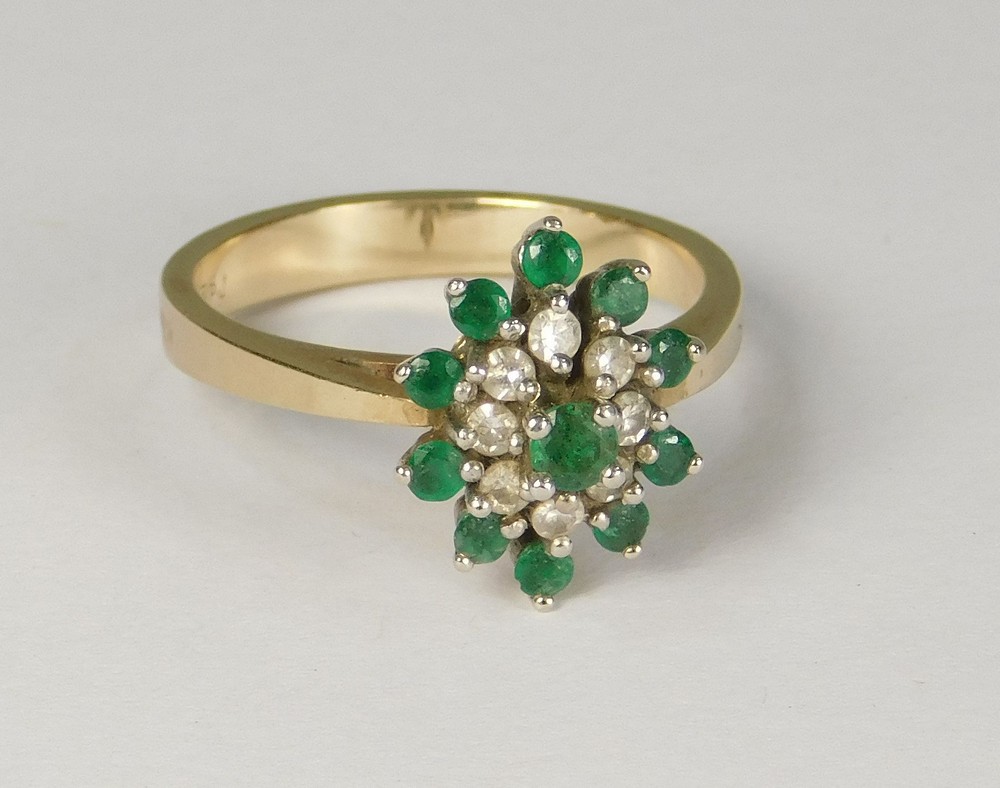 EMERALD RING.