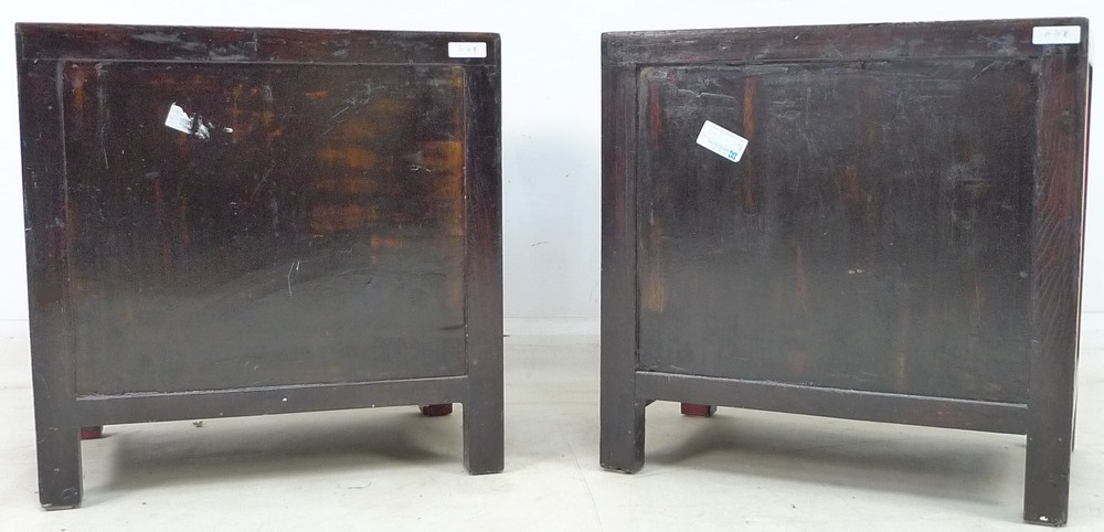 A pair of modern Chinese red and black painted cabinets, 60 by 40 by 61cm high, - Image 4 of 5