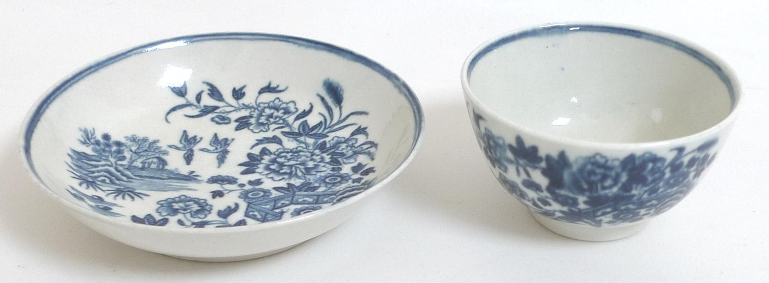 A collection of late 18th and early 19th century porcelain cabinet teacups and saucers, comprising a - Image 2 of 13