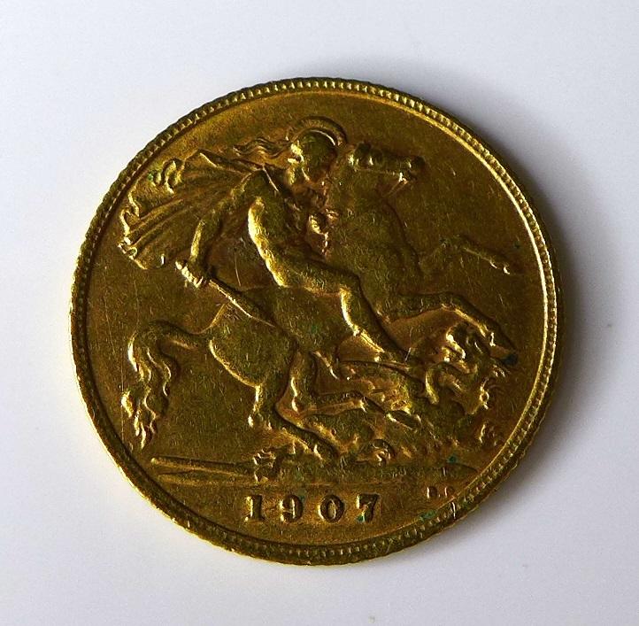 An Edward VII gold half sovereign, 1907. - Image 2 of 2