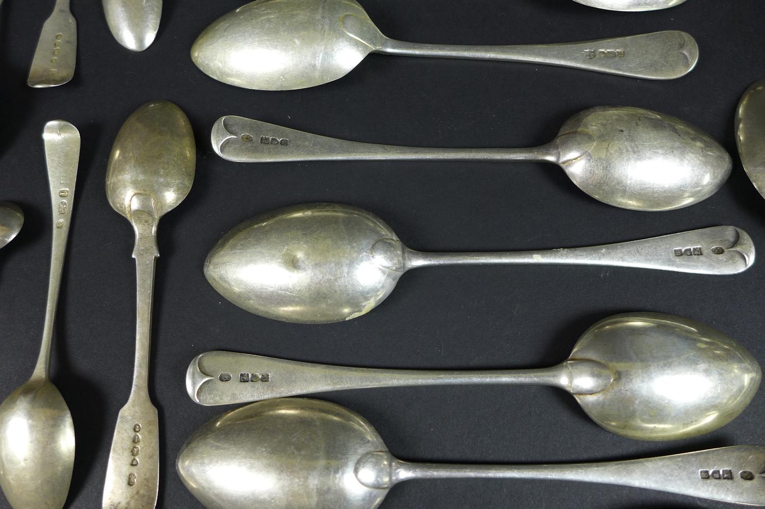 A group of Georgian and later silver spoons, comprising a pair of Georgian table spoons, engraved - Image 3 of 4