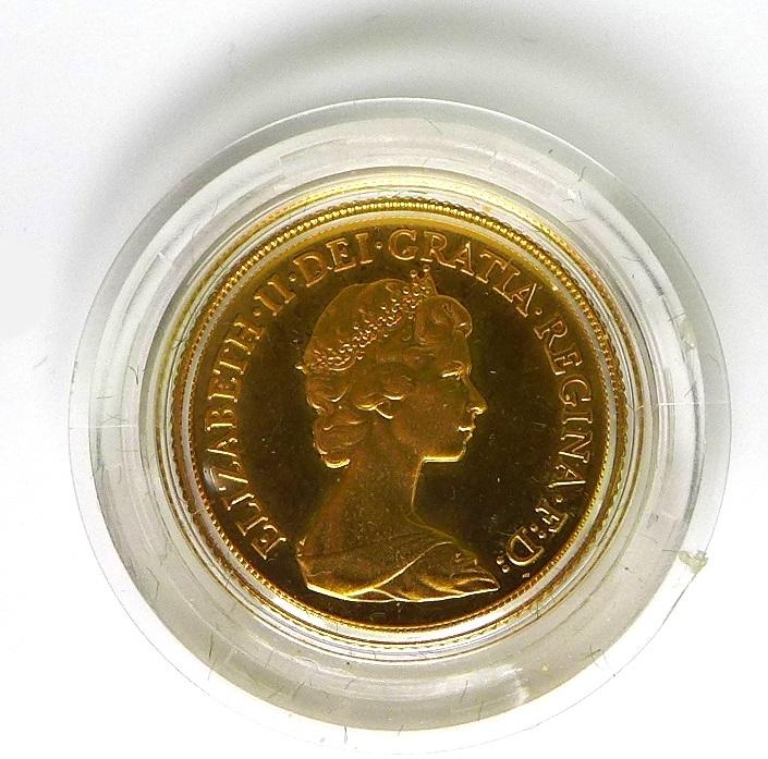 An Elizabeth II gold proof sovereign, 1980, with box. - Image 2 of 3