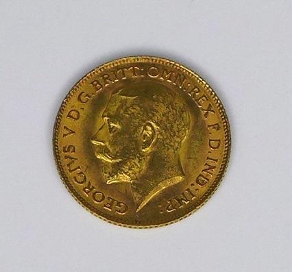 A George V gold half sovereign, 1918.