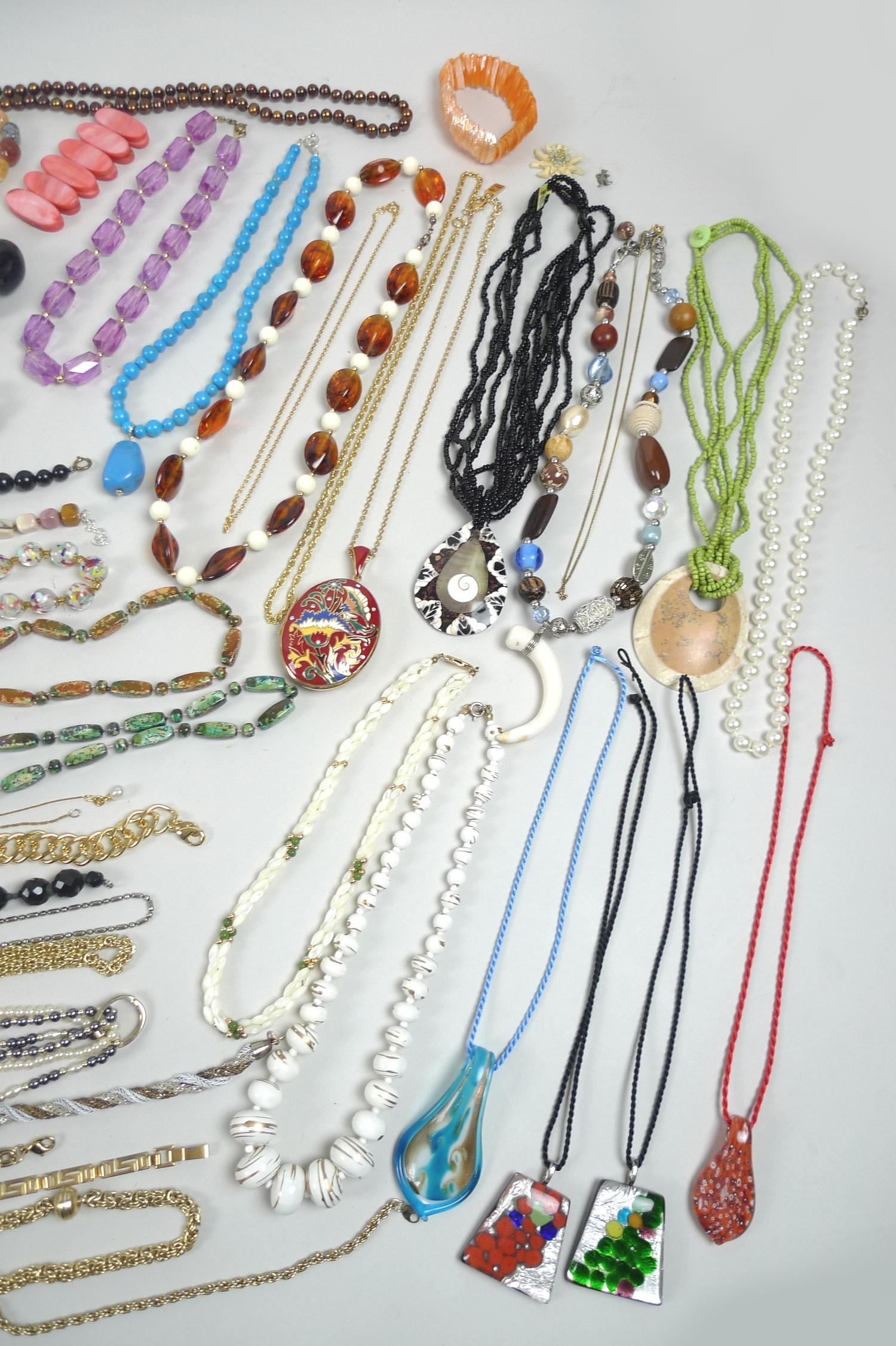 A large quantity of costume jewellery, including various coloured beaded necklaces and bracelets, - Image 4 of 5