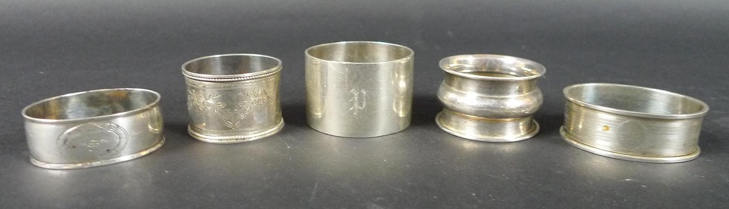 A group of Victorian and later silver items, comprising an Edwardian silver jewellery and ring - Image 7 of 11