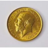 A George V gold half sovereign, 1913.