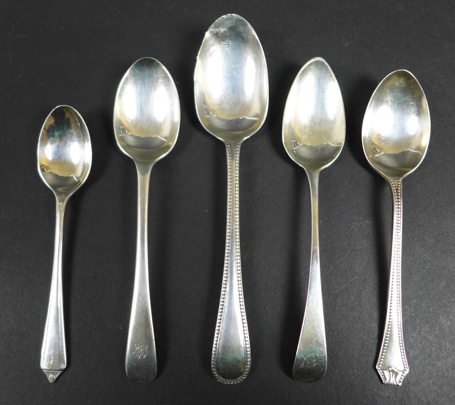 A group of silver, including a Georgian teaspoon, Peter & William Bateman, London 1812, and nine - Image 8 of 8
