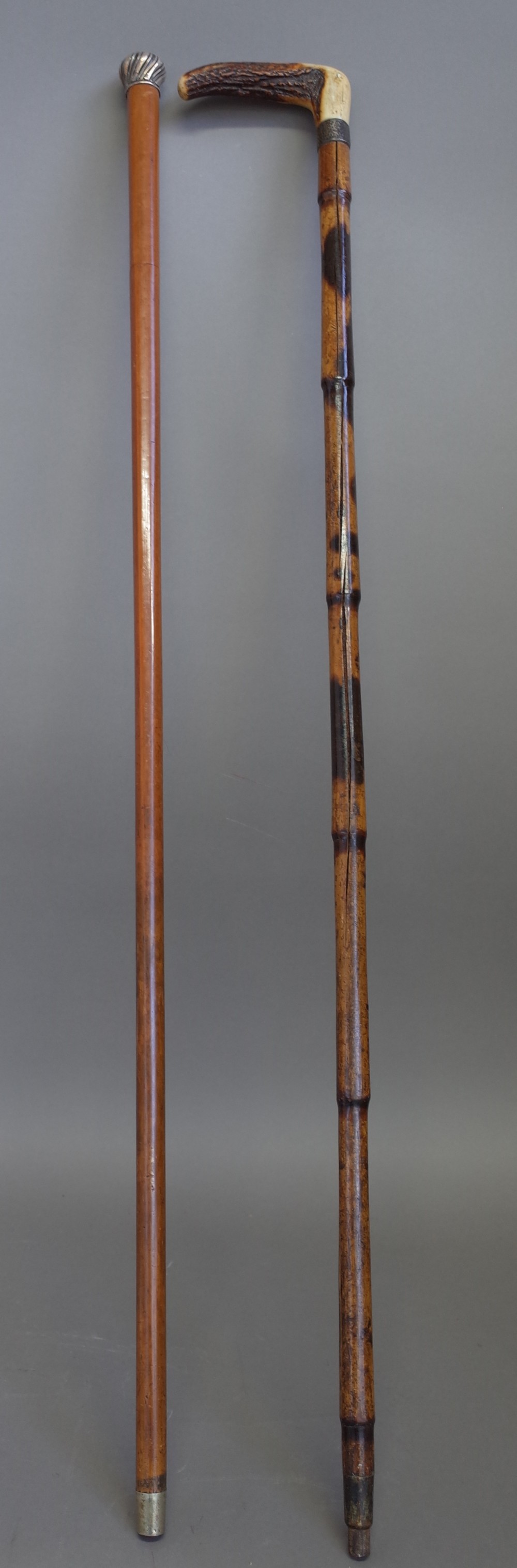 A Victorian malacca and silver mounted walking cane sword stick (88. - Image 2 of 7