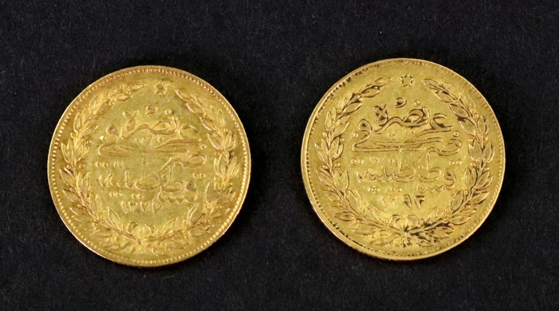 Turkey, Abdul Aziz (1861-1876), Gold 100-Piastres, AH 1277, year 5 (1864); another,