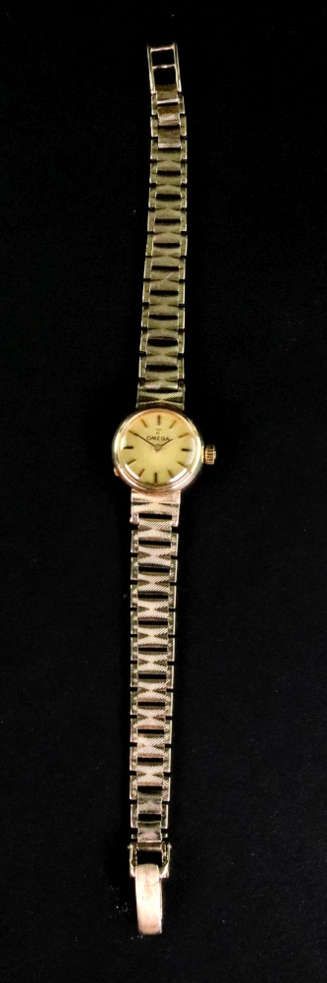 Omega, a lady's 9ct gold cased bracelet watch, circa 1966,