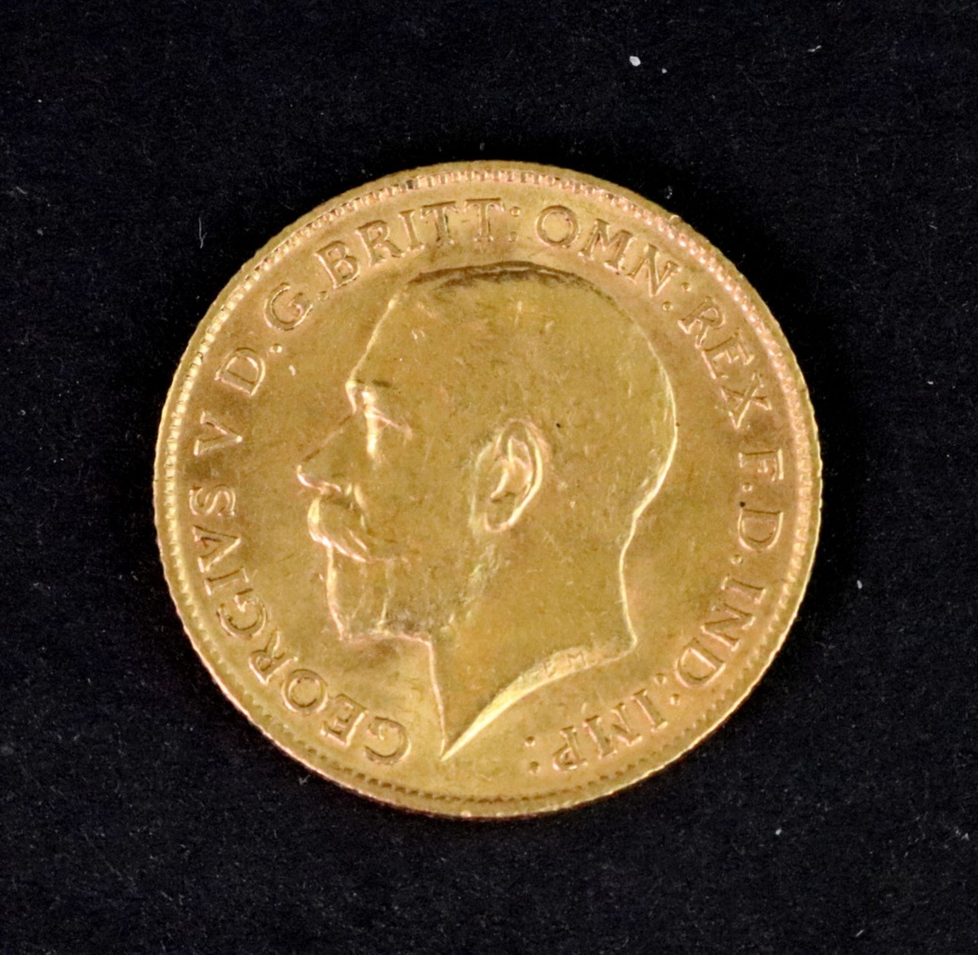 George V half sovereign 1911. - Image 2 of 2