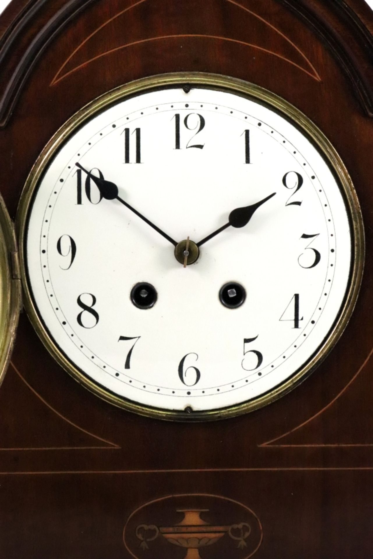 An Edwardian mahogany boxwood strung 'Sheraton Revival' mantel clock, with arched top case, - Image 2 of 3