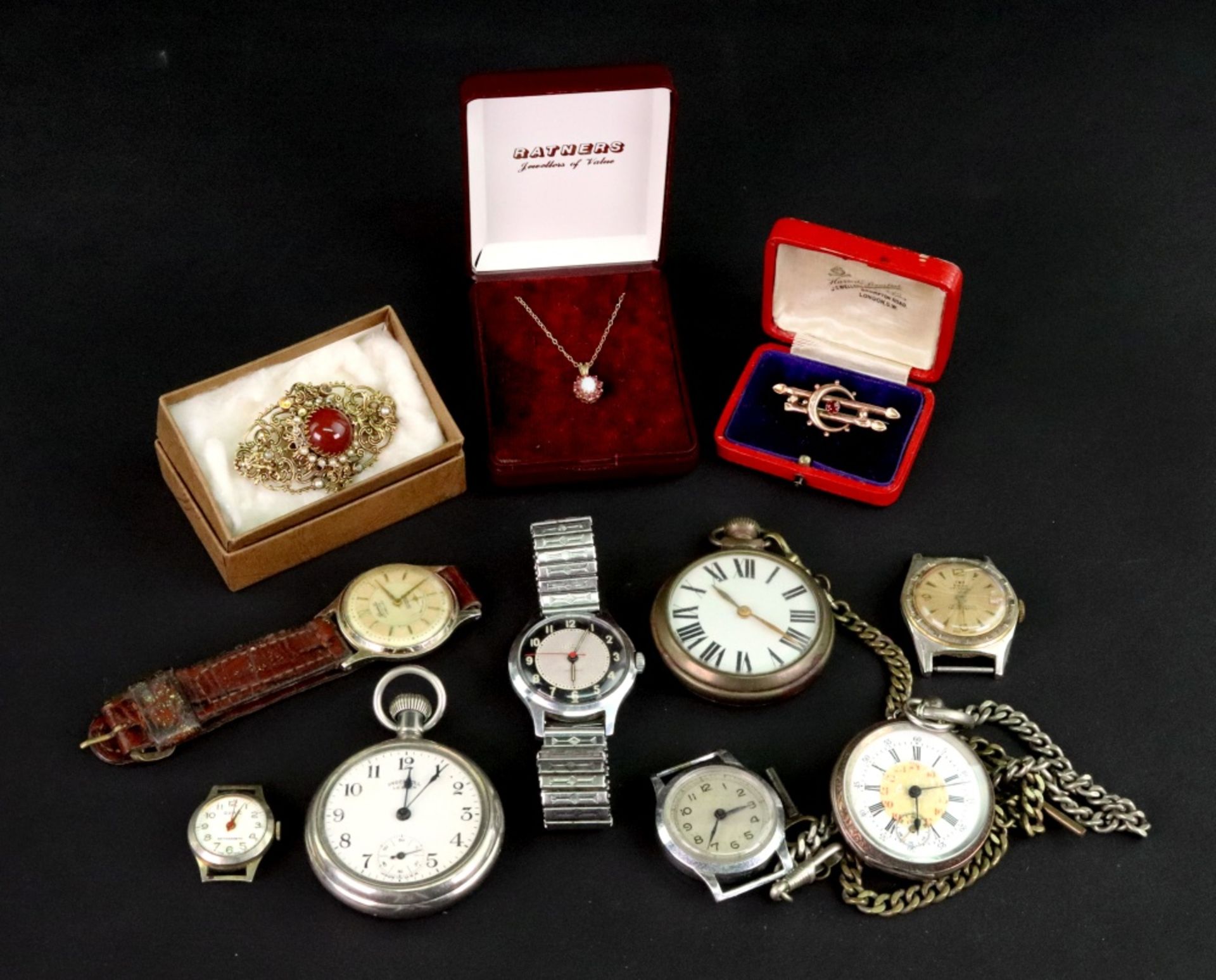 A mixed lot of jewellery and watches,