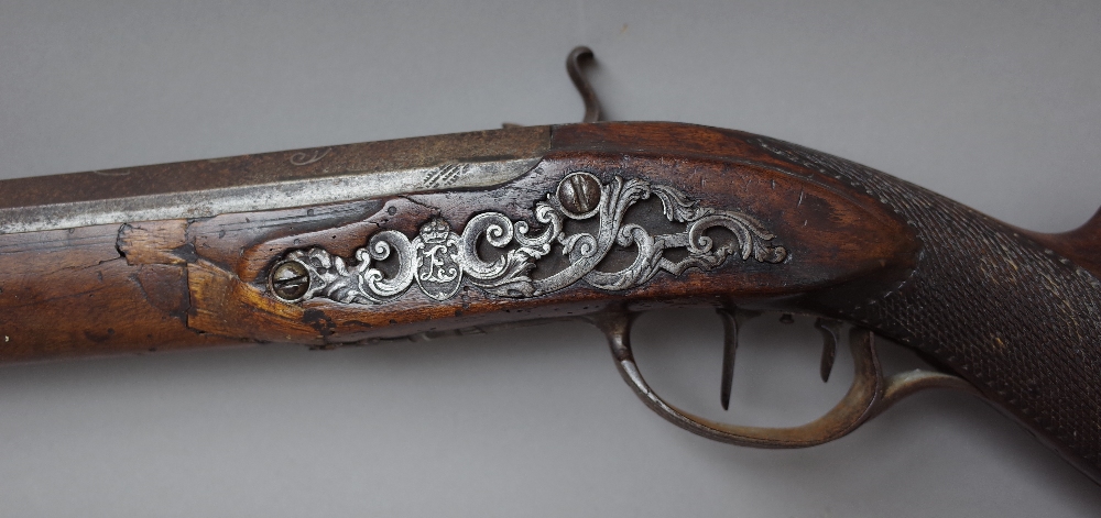 An early 19th century percussion combination hunting rifle with removable rifled barrel, - Image 2 of 2