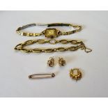 Mostly gold jewellery, comprising; a multiple oval link bracelet, detailed 750, on a boltring clasp,