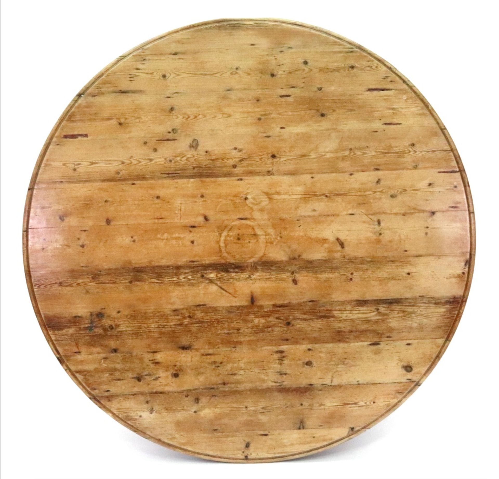 A William IV waxed pine circular dining table, - Bild 3 aus 4