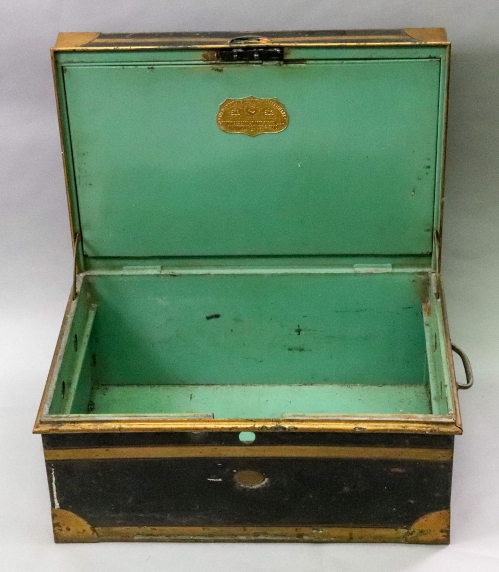 The Diamond Jubilee Patent Despatch Box, Alliboy Vallijee & Sons, Mooltan, India, - Image 3 of 3