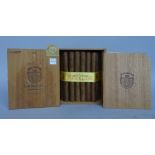 Fifty Punch Royal selection No 1 cigars, cabinet Habano, in original case.