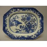 A Chinese export blue and white octagonal dish, Qianlong,