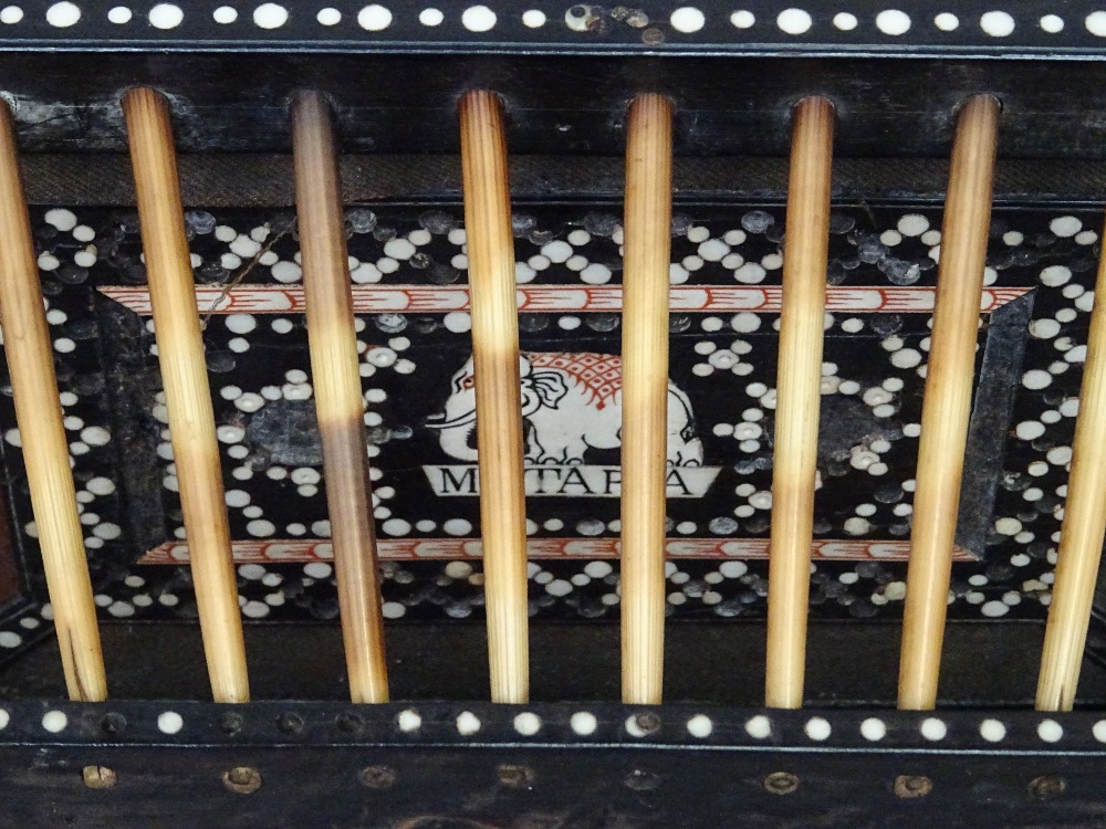 A 19th century Anglo Indian/ Sri Lankan bone inlaid ebony and porcupine quill box, - Image 6 of 9