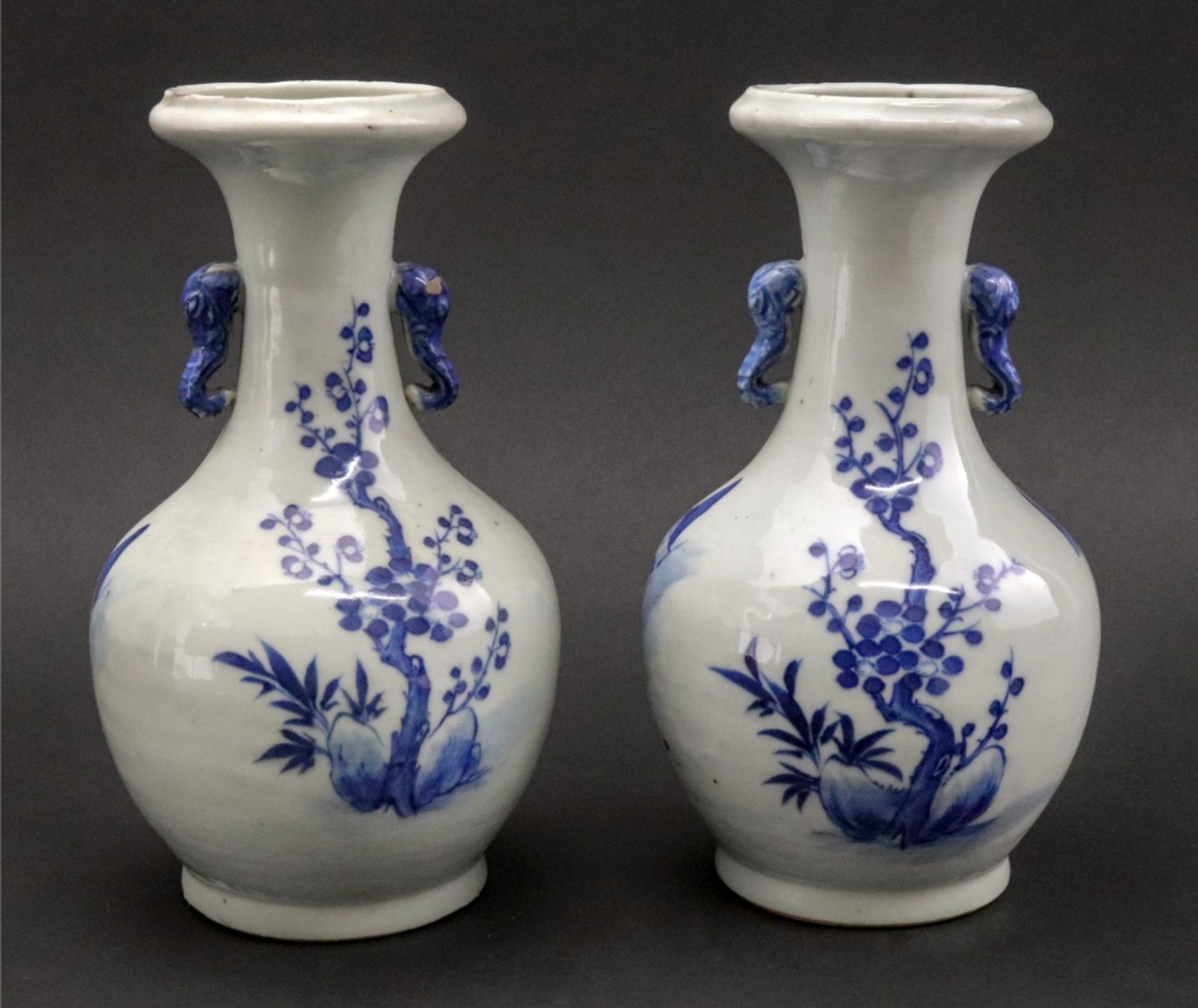 A pair of Chinese blue and white two handled vases, late 19th century, - Image 2 of 5