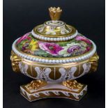 A good Barr, Flight Barr, Worcester circular inkwell, well and cover, circa 1810,