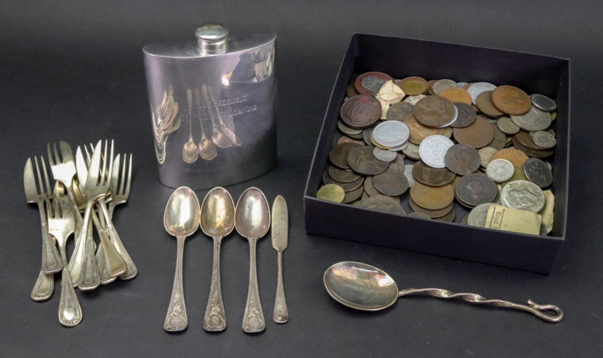 Three Victorian silver bead edge teaspoons, Francis Higgins, London 1863,