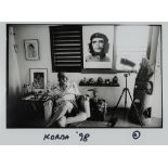 KEITH CARDWELL (b. 1946) Alberto Diaz Korda with his Che, Cuba, 1998.