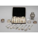 Silver, comprising; a set of six Old English pattern teaspoons, Sheffield 1923, with a case,