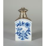 A Meissen arched rectangular tea caddy, late 18th/early 19th century,