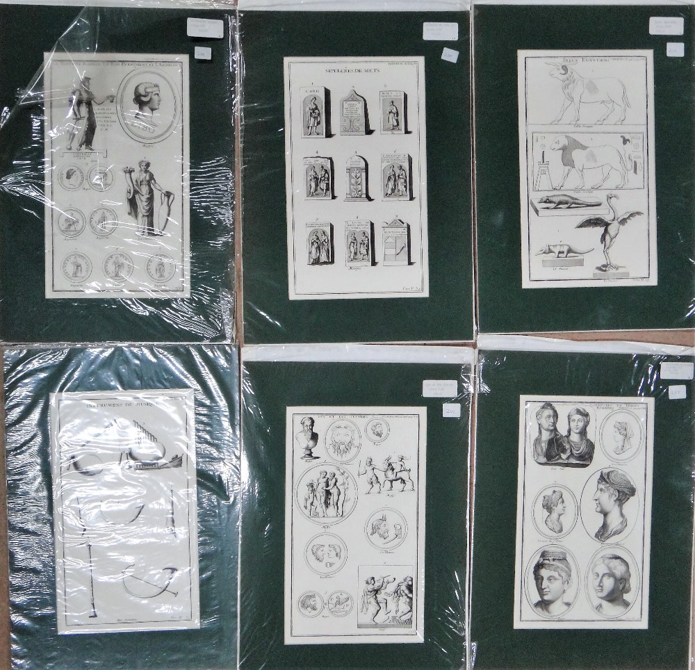 A quantity of assorted 18th and 19th century engravings of Classical and Egyptian monuments and - Image 3 of 10