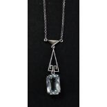 An aquamarine pendant necklace,