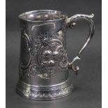A George III silver mug, London 1790, makers mark R E, of tapering circular form on a skirted foot,